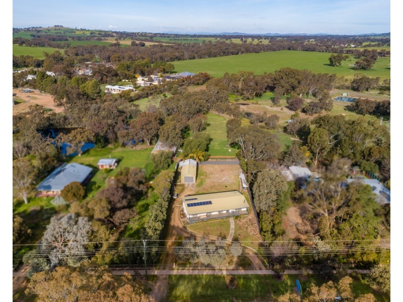 49 Howlong Road, Burrumbuttock NSW 2642