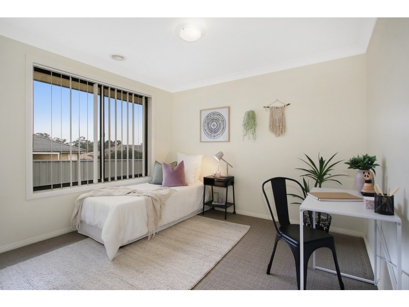 18 Warbler Street, Thurgoona NSW 2640