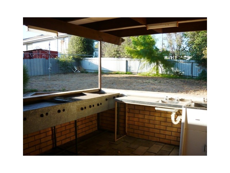295 Mount Street, East Albury NSW 2640