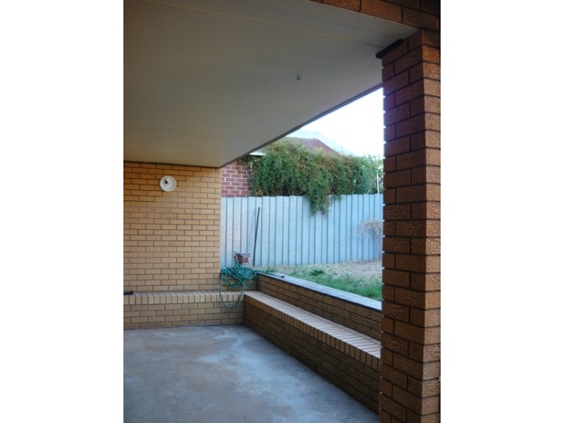 295 Mount Street, East Albury NSW 2640