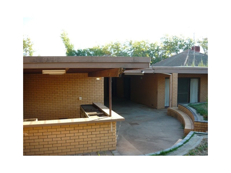 295 Mount Street, East Albury NSW 2640