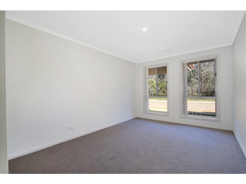 28 Whittler Road, Thurgoona NSW 2640