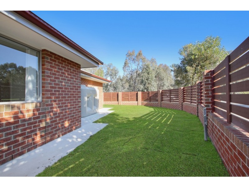 28 Whittler Road, Thurgoona NSW 2640