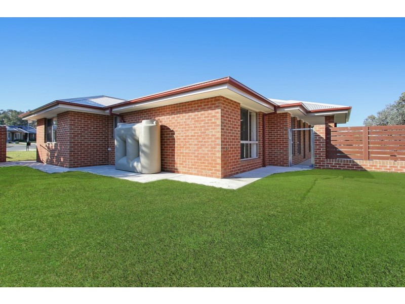 28 Whittler Road, Thurgoona NSW 2640
