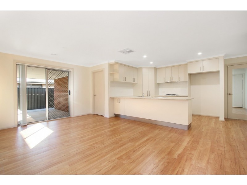 28 Whittler Road, Thurgoona NSW 2640