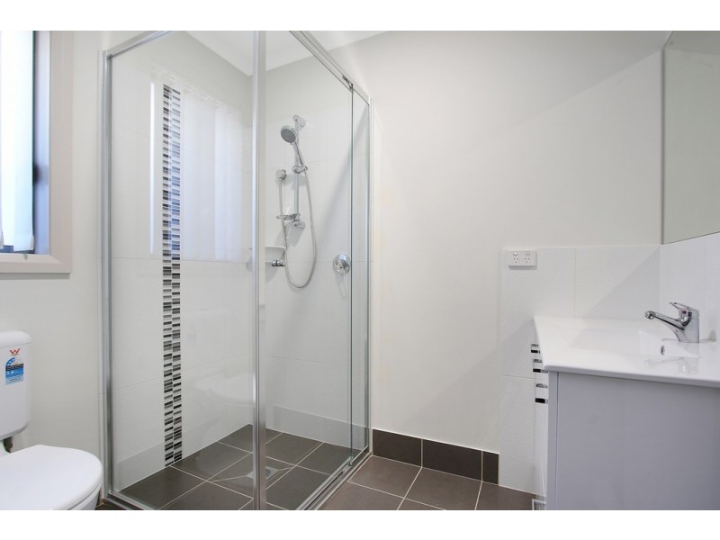 8 Weissel Court, Thurgoona NSW 2640