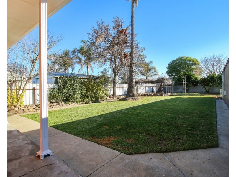 1045 Calimo Street, North Albury NSW 2640