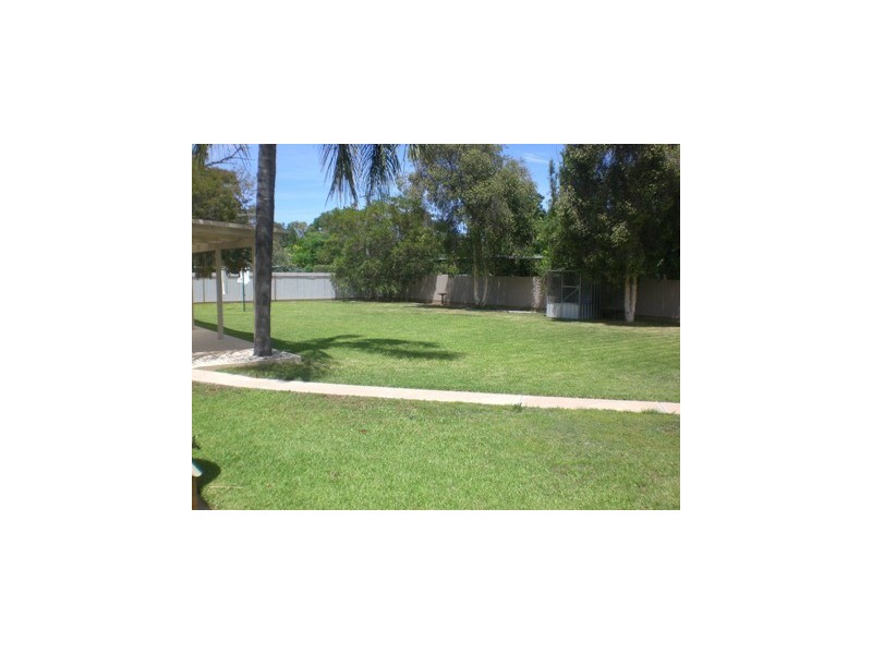 21 East Street, Howlong NSW 2643