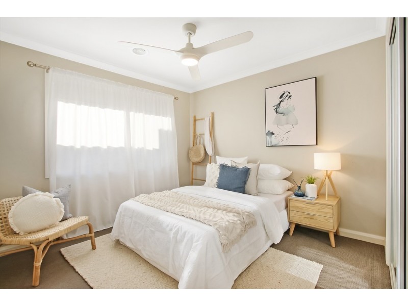 15 Lawson Circuit, Lavington NSW 2641