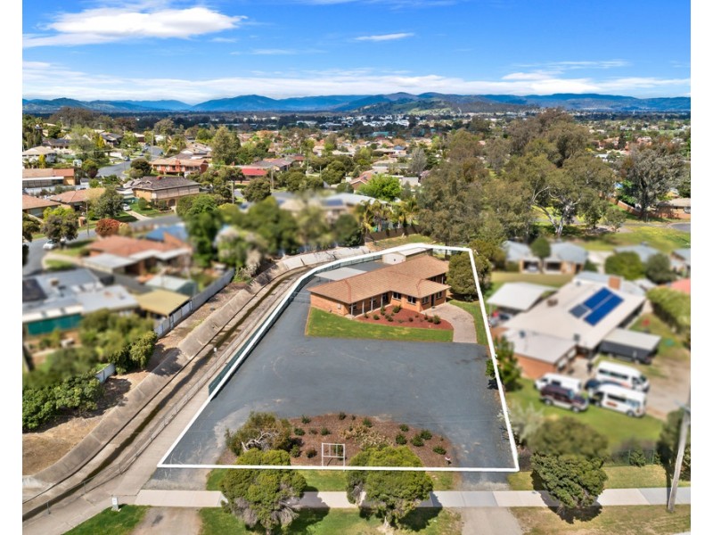 462 Wagga Road, Lavington NSW 2641