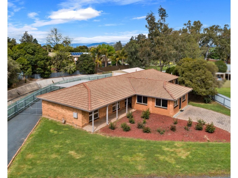 462 Wagga Road, Lavington NSW 2641