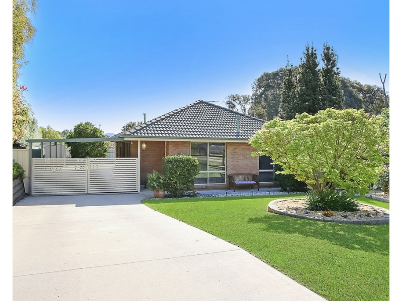 11 Manuka Court, Thurgoona NSW 2640