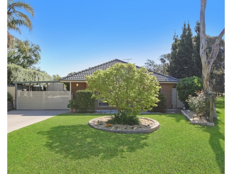 11 Manuka Court, Thurgoona NSW 2640