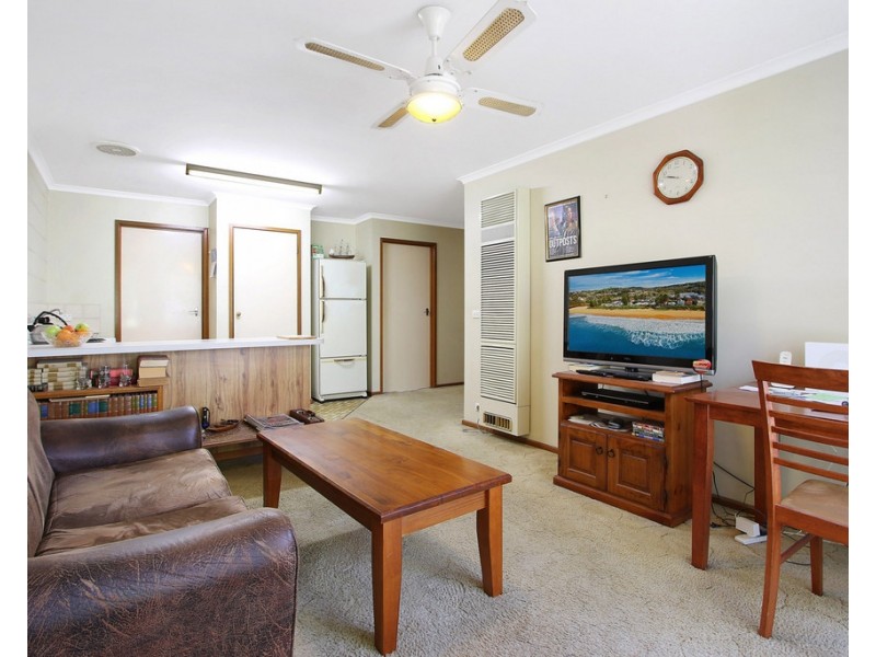 2/612 Hague Street, Lavington NSW 2641