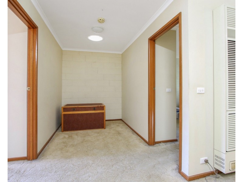 2/612 Hague Street, Lavington NSW 2641