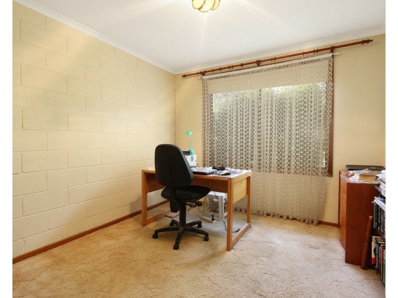 2/612 Hague Street, Lavington NSW 2641