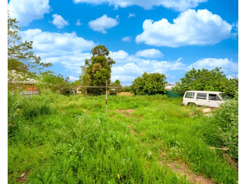 1012 Barooga Street, North Albury NSW 2640