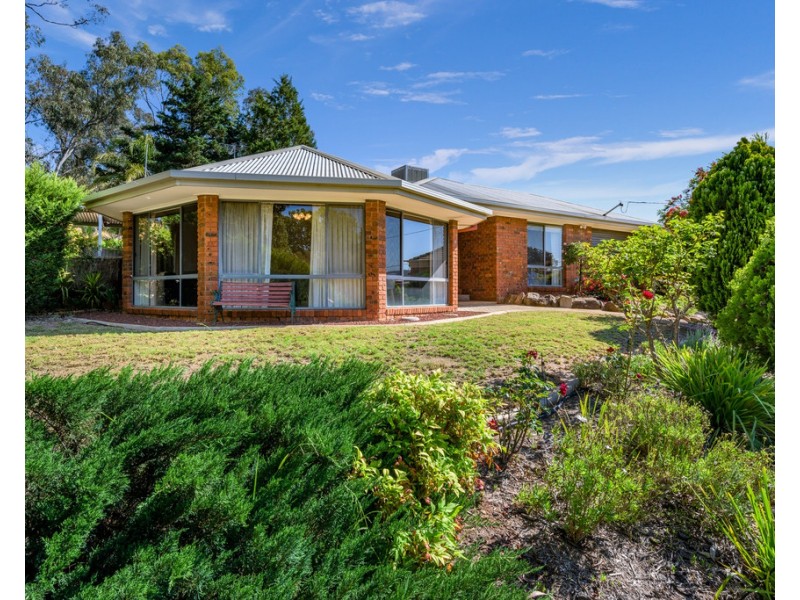 623 Pearsall Street, Lavington NSW 2641