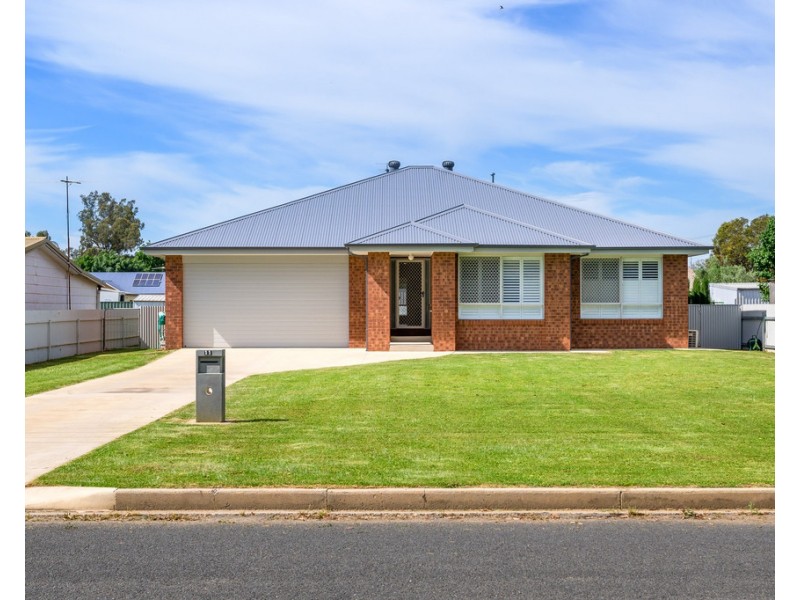 11 Melrose Street, Culcairn NSW 2660