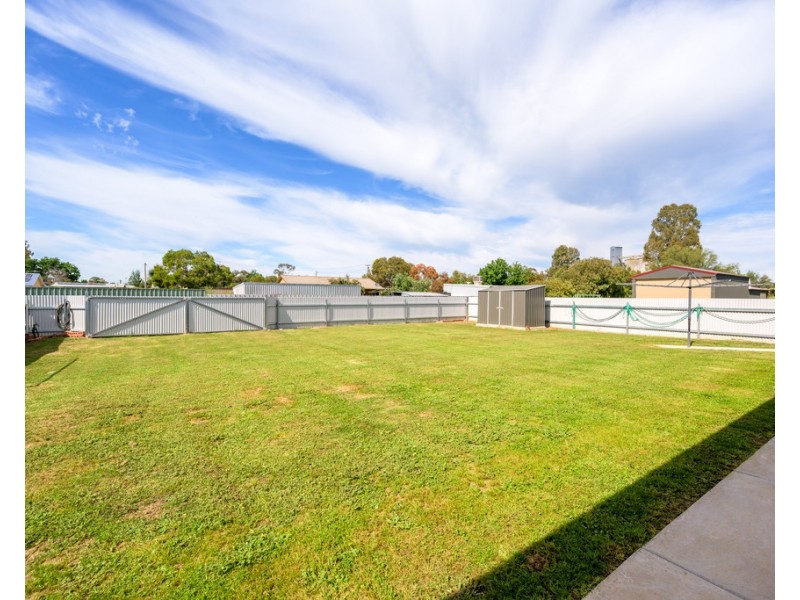 11 Melrose Street, Culcairn NSW 2660