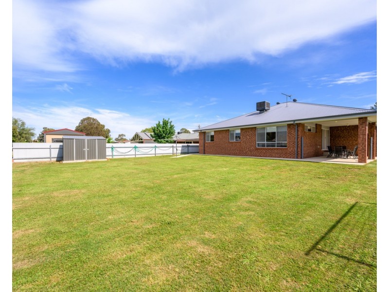 11 Melrose Street, Culcairn NSW 2660