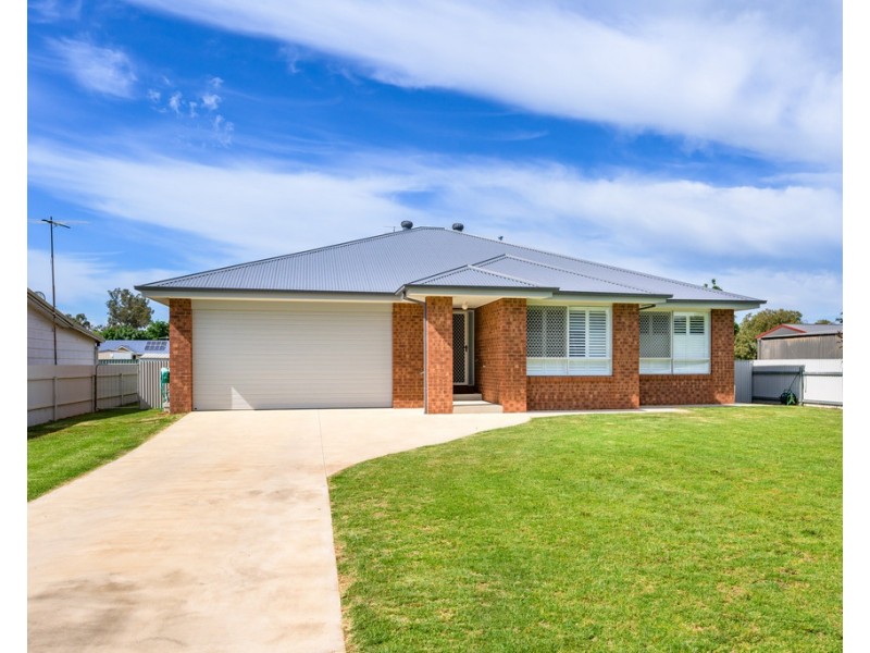 11 Melrose Street, Culcairn NSW 2660