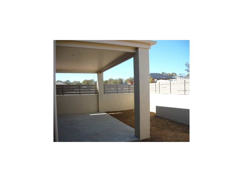 41 Hickory Street, Thurgoona NSW 2640