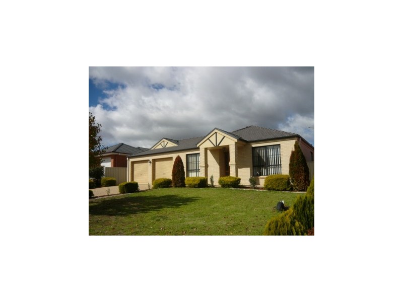 25 Winnell Court, Thurgoona NSW 2640