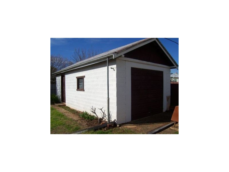 22 Hay Street, Corowa NSW 2646