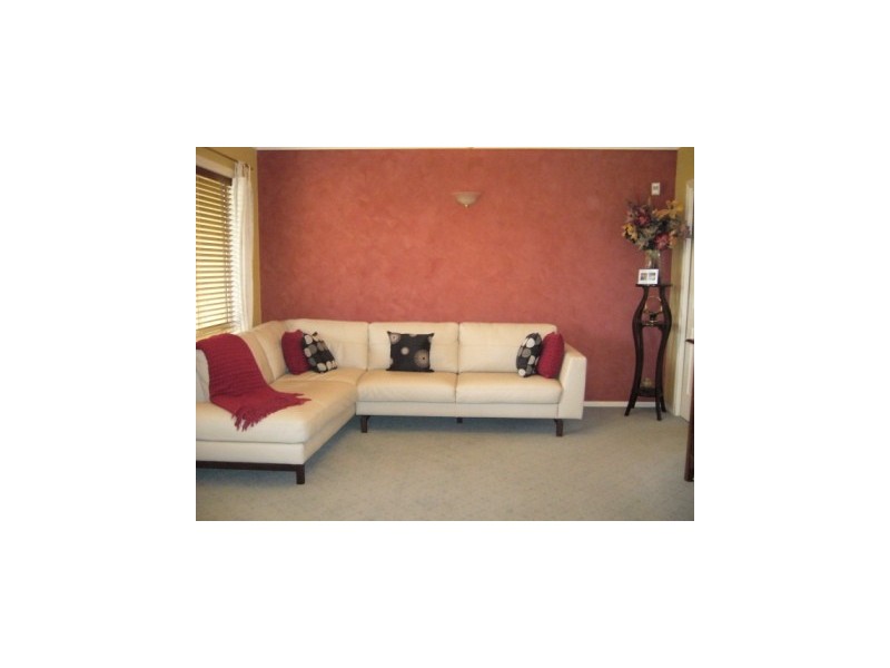 72  Saville Avenue, Lavington NSW 2641