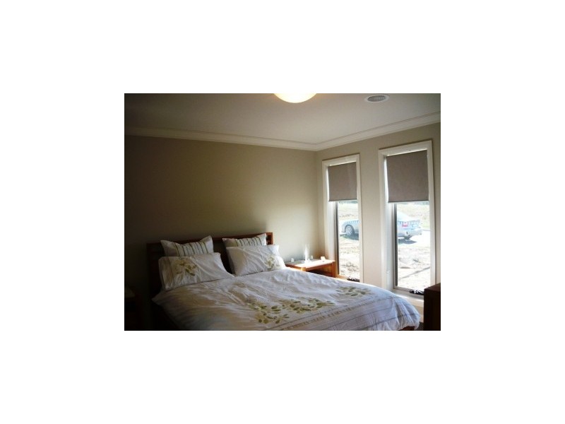 15 Lawson Circuit, Lavington NSW 2641
