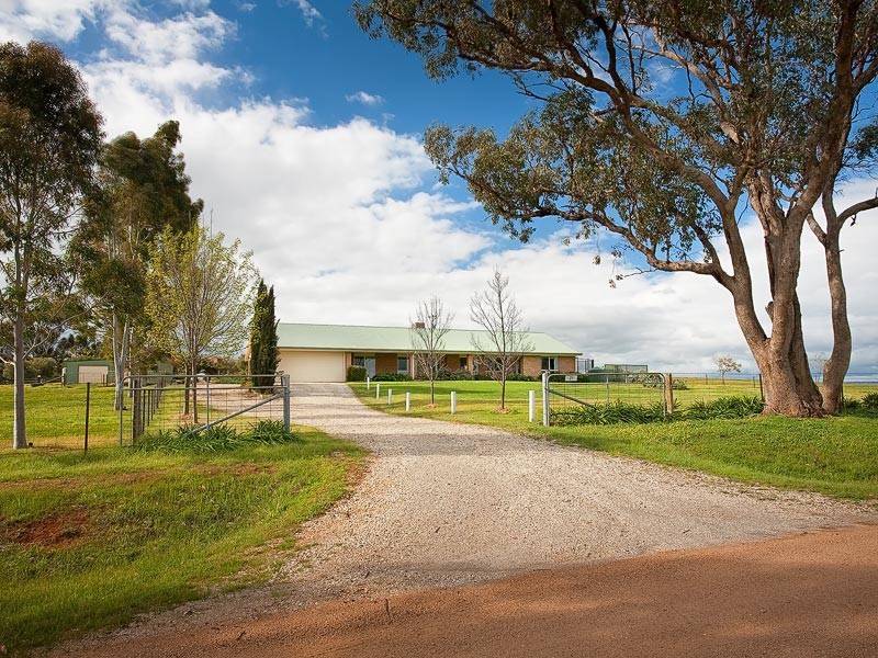 811 Glenellen Road (Gerogery West), Gerogery NSW 2642