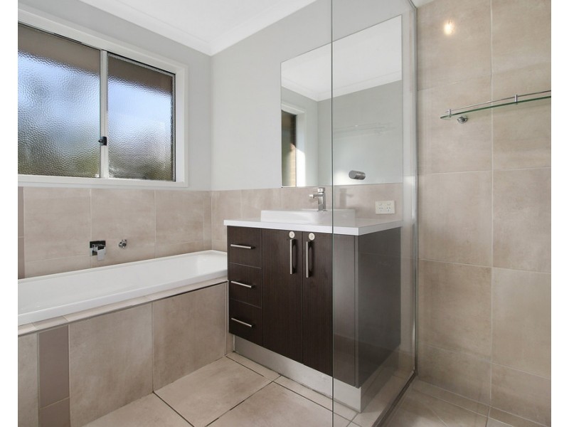 30 Charolais Court, Thurgoona NSW 2640