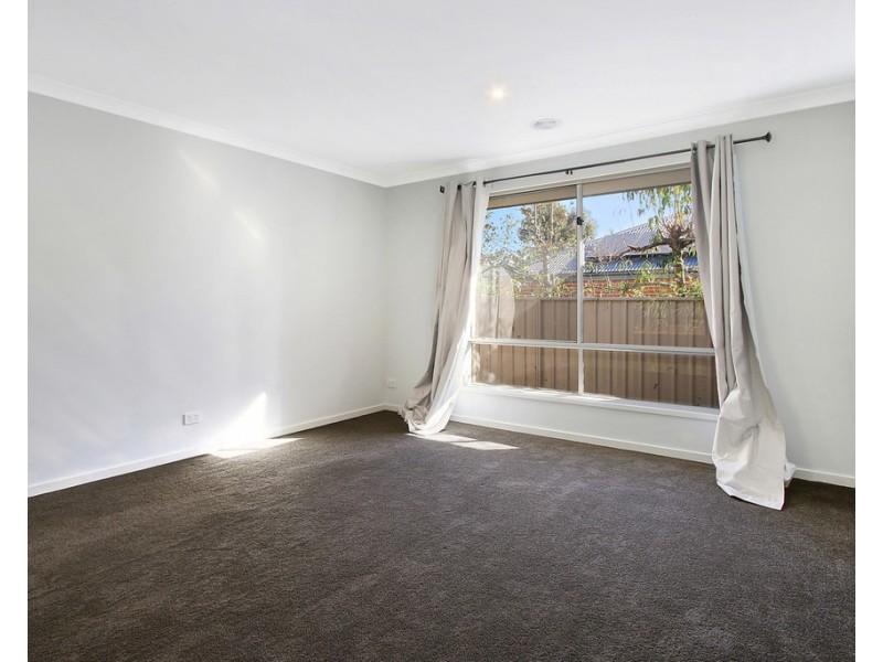 30 Charolais Court, Thurgoona NSW 2640