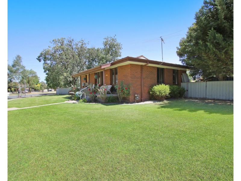 2 Gordon Street, Springdale Heights NSW 2641