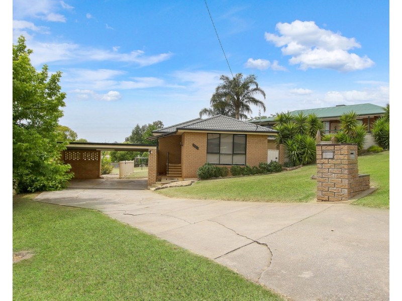 520 Munro Street, Hamilton Valley NSW 2641