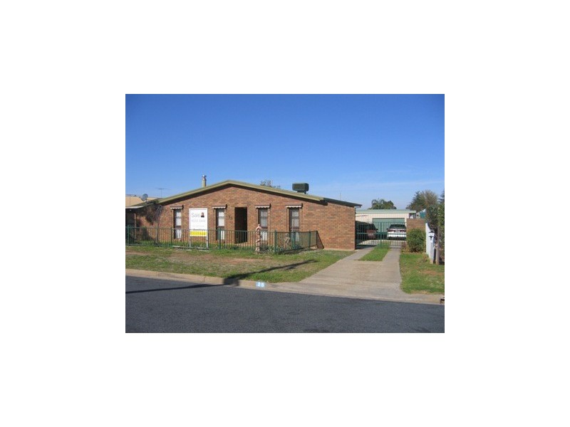 25 Tower Street, Corowa NSW 2646
