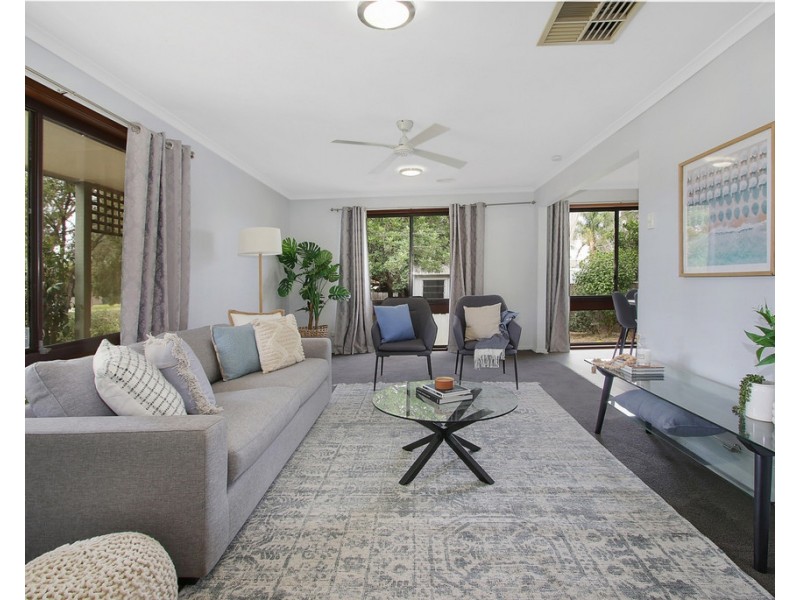 92 Feathertop Circuit, Thurgoona NSW 2640