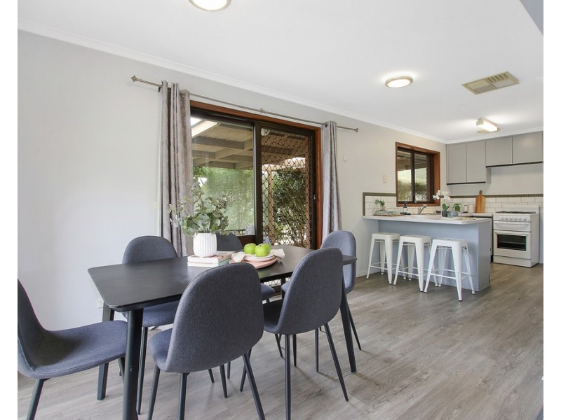 92 Feathertop Circuit, Thurgoona NSW 2640