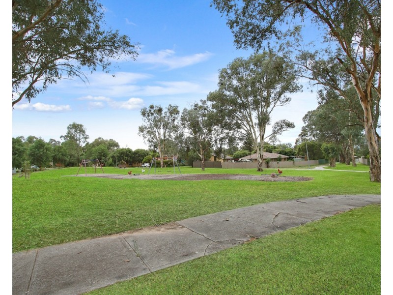 92 Feathertop Circuit, Thurgoona NSW 2640