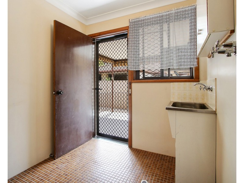 422 Leonie Court, Lavington NSW 2641