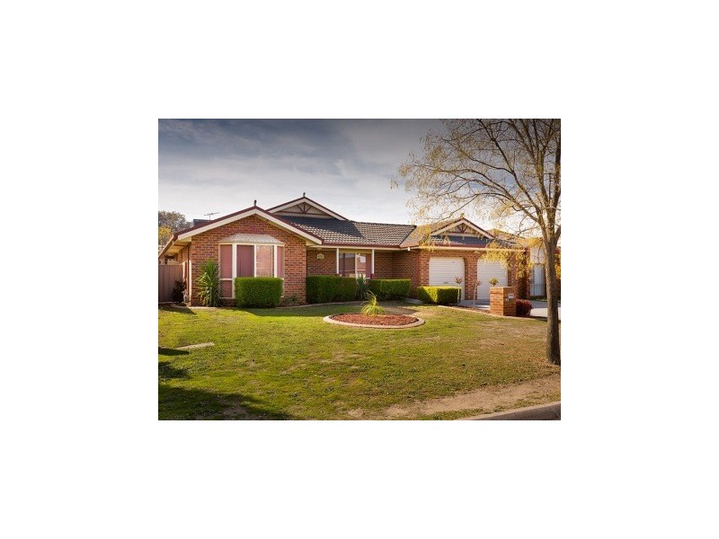71  Dumbrell Circuit (NORRIS PARK), Lavington NSW 2641