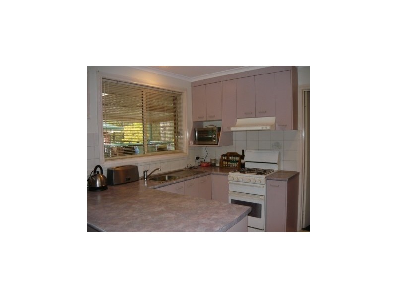 Unit 1/495 Rose Street, Lavington NSW 2641