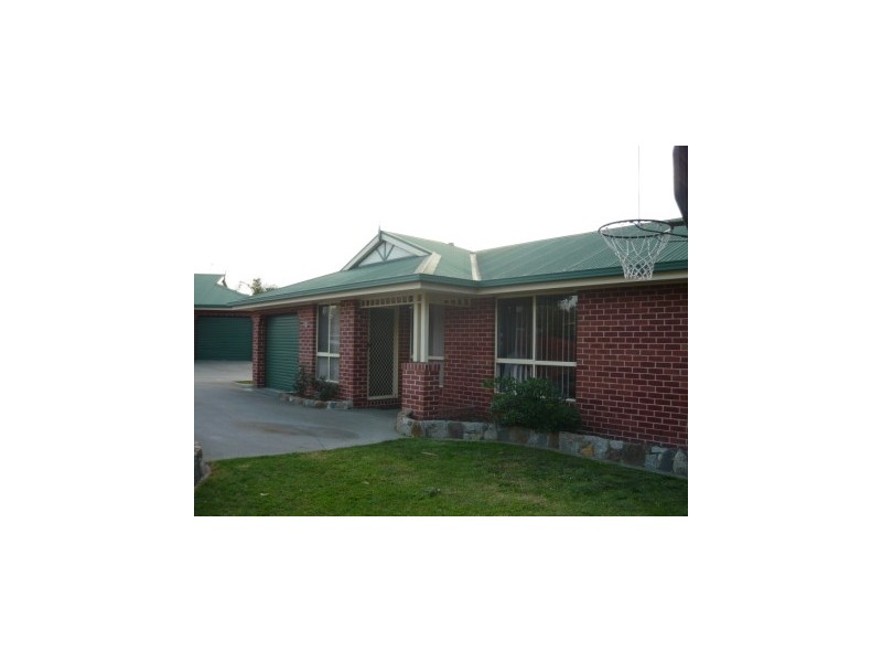 Unit 1/495 Rose Street, Lavington NSW 2641