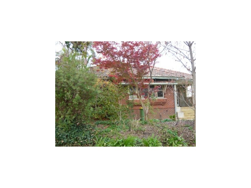 323 Downside Street, East Albury NSW 2640