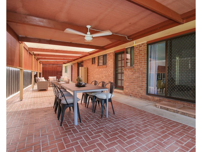 377 Poplar Drive, Lavington NSW 2641