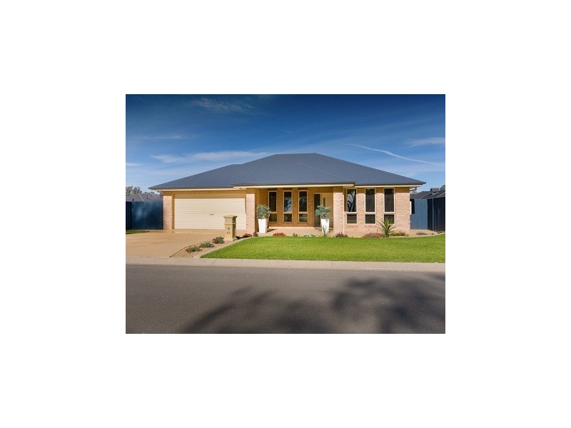 63 Whitebox Circuit, Thurgoona NSW 2640