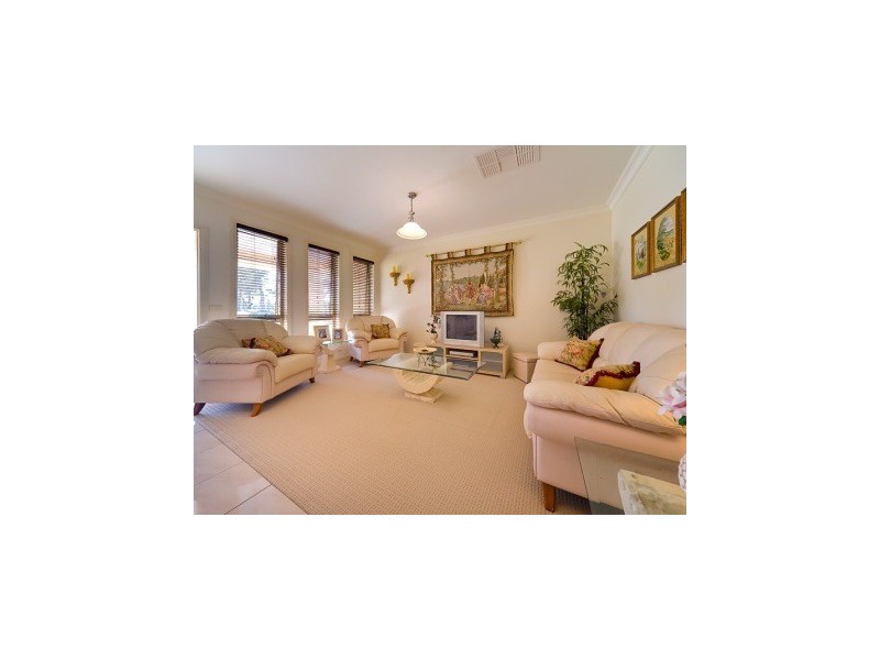 63 Whitebox Circuit, Thurgoona NSW 2640