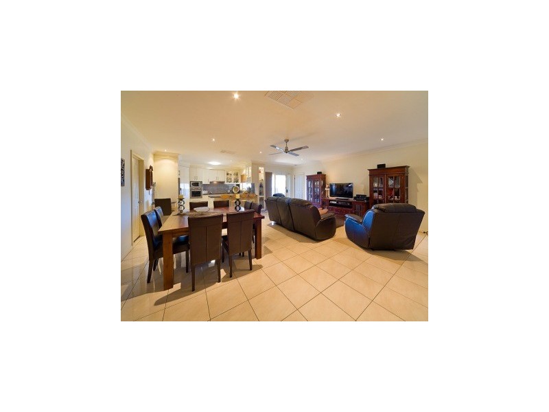 63 Whitebox Circuit, Thurgoona NSW 2640