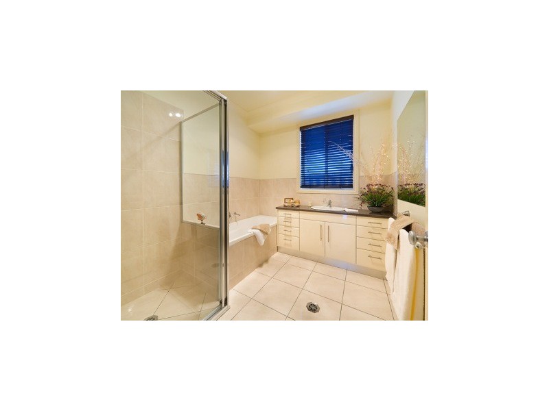 63 Whitebox Circuit, Thurgoona NSW 2640